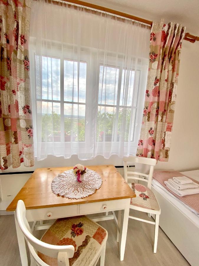 Boraszporta - Preshaz Hotel วิลานี ภายนอก รูปภาพ